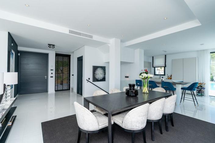 Image No.6-5 Bed Villa for sale