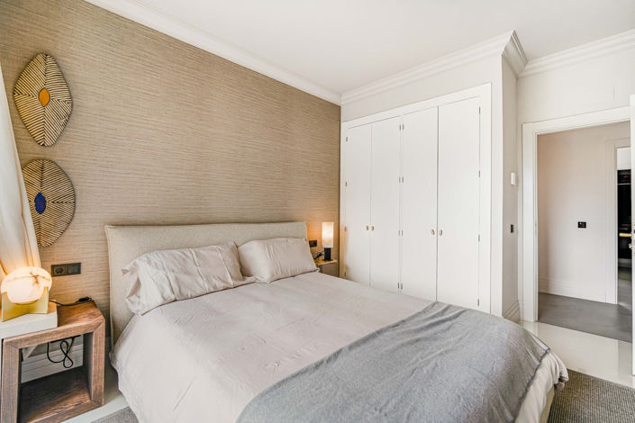 Image No.18-4 Bed Property for sale