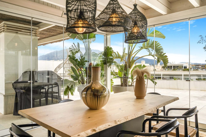 Image No.43-4 Bed Property for sale