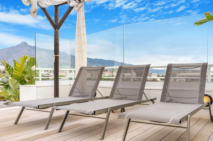 Image No.45-4 Bed Property for sale