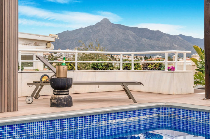 Image No.50-4 Bed Property for sale