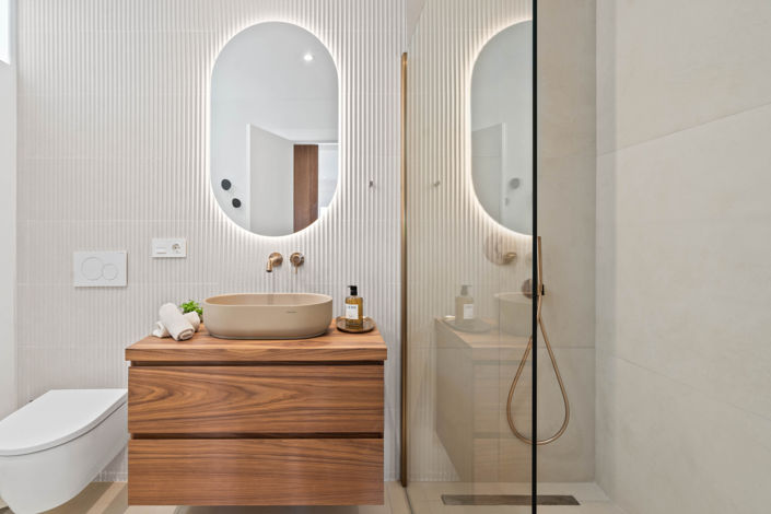 Image No.20-3 Bed Townhouse for sale