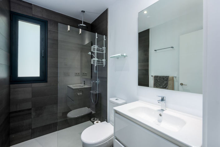 Image No.18-4 Bed Villa for sale