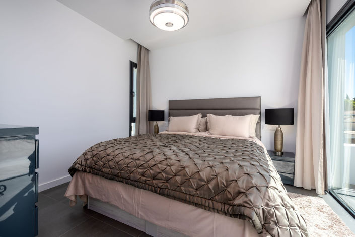 Image No.23-4 Bed Villa for sale