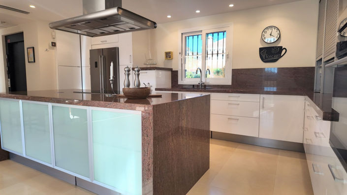 Image No.7-4 Bed Villa for sale