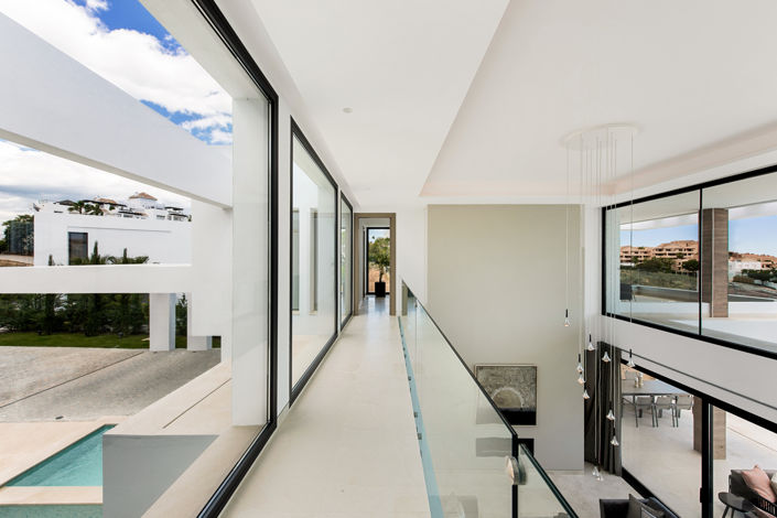 Image No.10-5 Bed Villa for sale