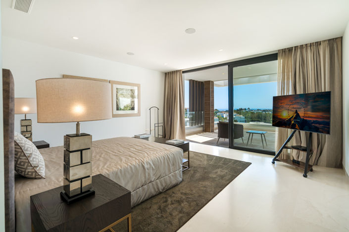 Image No.12-5 Bed Villa for sale