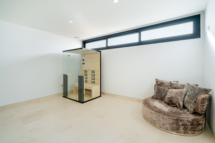 Image No.25-5 Bed Villa for sale