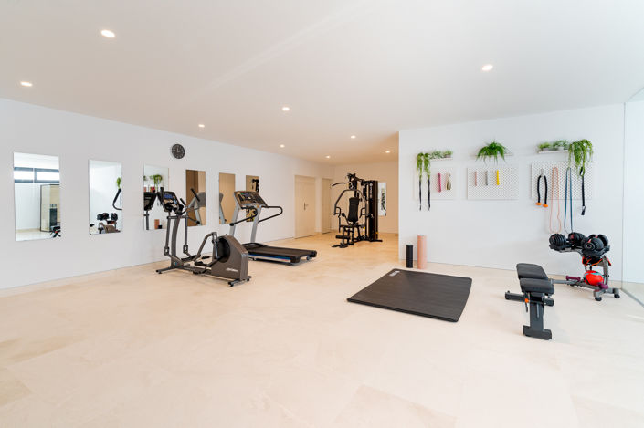 Image No.27-5 Bed Villa for sale