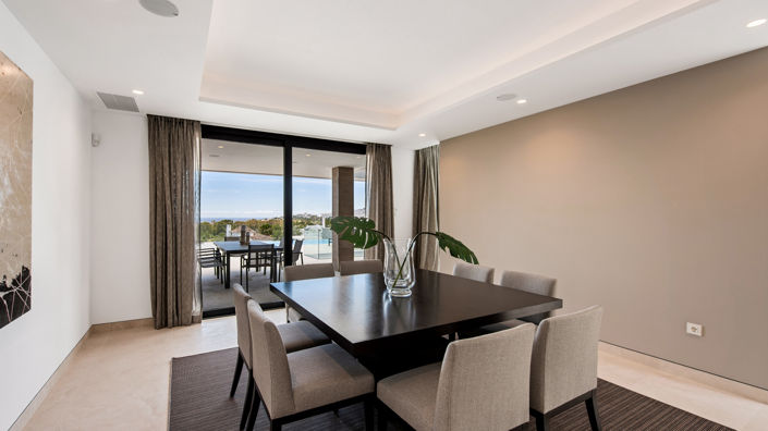 Image No.5-5 Bed Villa for sale