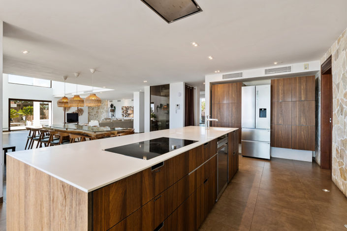 Image No.6-8 Bed Villa for sale