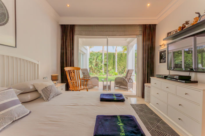 Image No.11-5 Bed Villa for sale