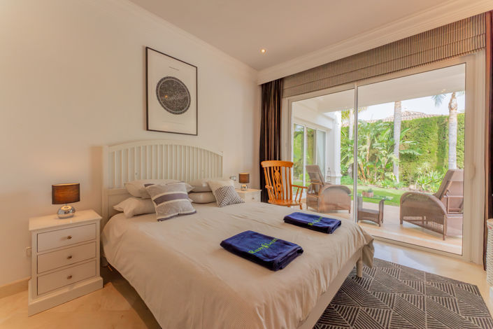 Image No.12-5 Bed Villa for sale