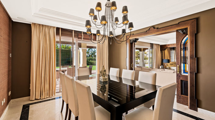 Image No.3-5 Bed Villa for sale