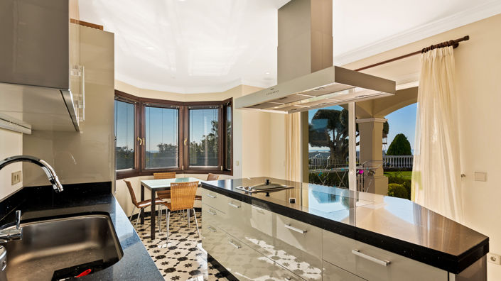 Image No.4-5 Bed Villa for sale