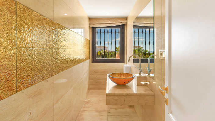 Image No.14-7 Bed Villa for sale