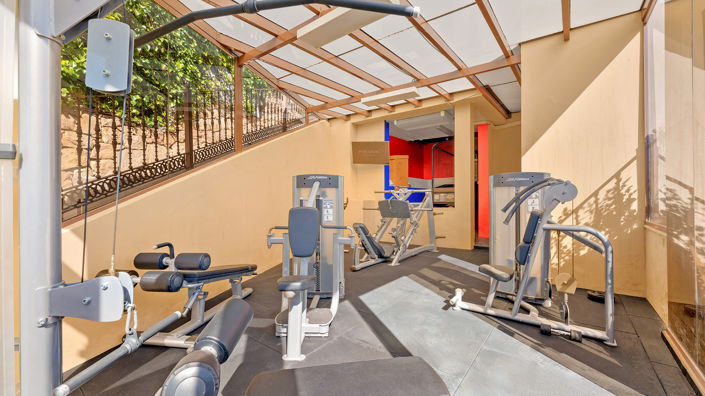 Image No.17-7 Bed Villa for sale