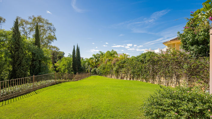 Image No.25-7 Bed Villa for sale