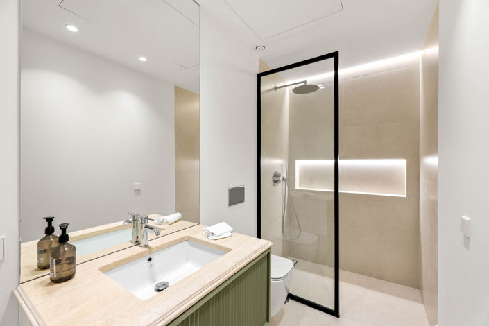 Image No.20-5 Bed Villa for sale