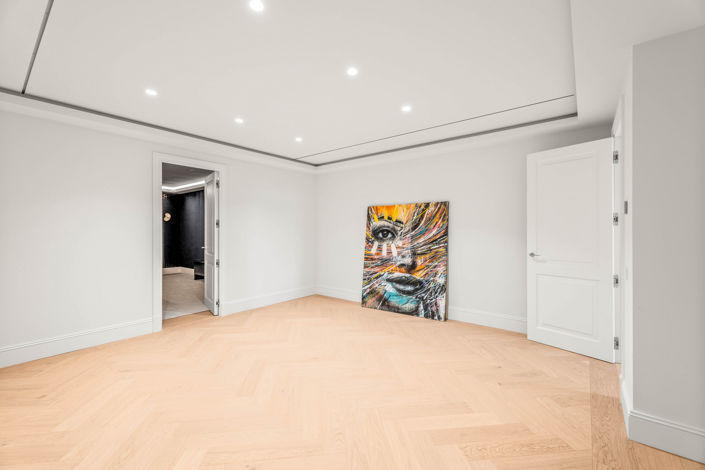 Image No.28-5 Bed Villa for sale