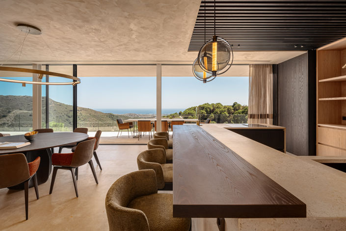 Image No.4-7 Bed Villa for sale