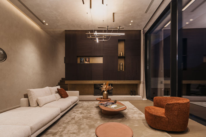 Image No.7-7 Bed Villa for sale