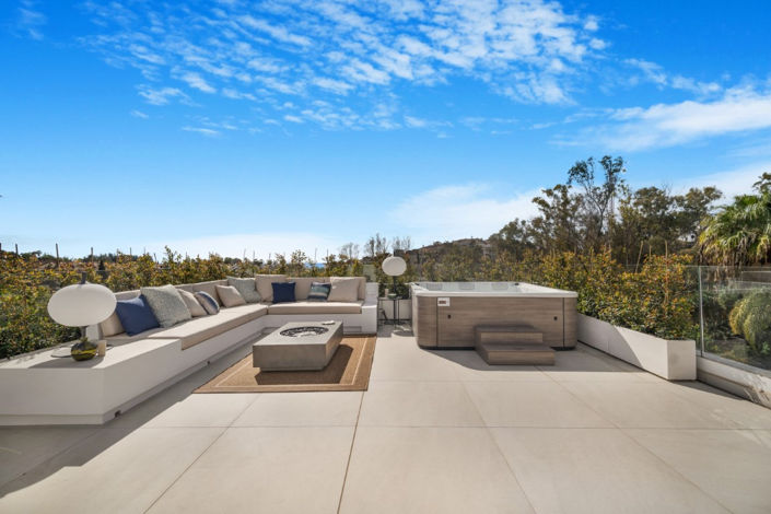 Image No.38-6 Bed Villa for sale