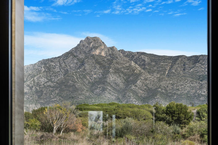 Image No.42-6 Bed Villa for sale