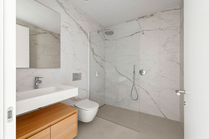 Image No.9-3 Bed Property for sale