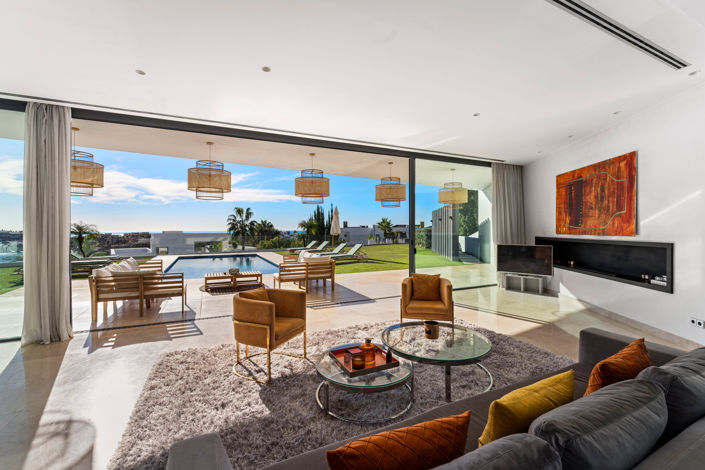 Image No.3-5 Bed Villa for sale