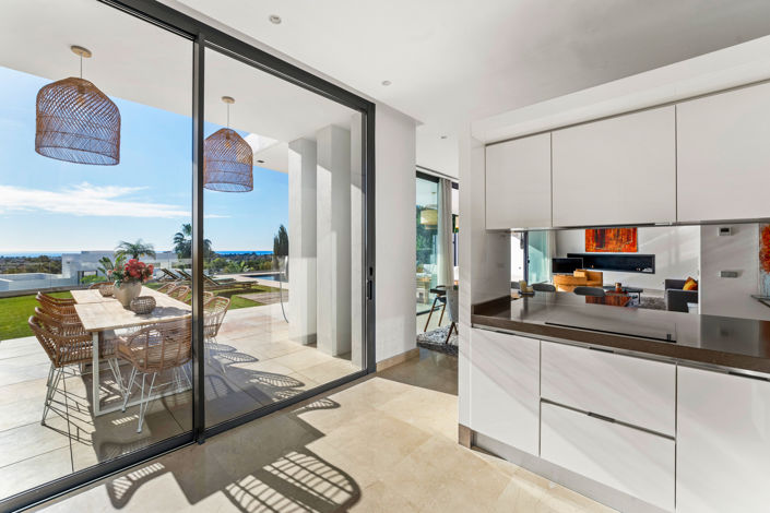 Image No.4-5 Bed Villa for sale