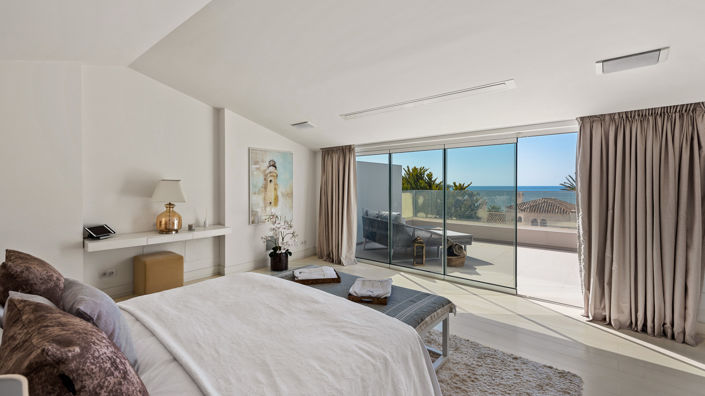 Image No.15-4 Bed Villa for sale