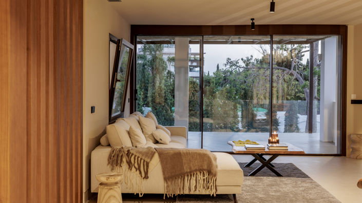 Image No.9-5 Bed Villa for sale