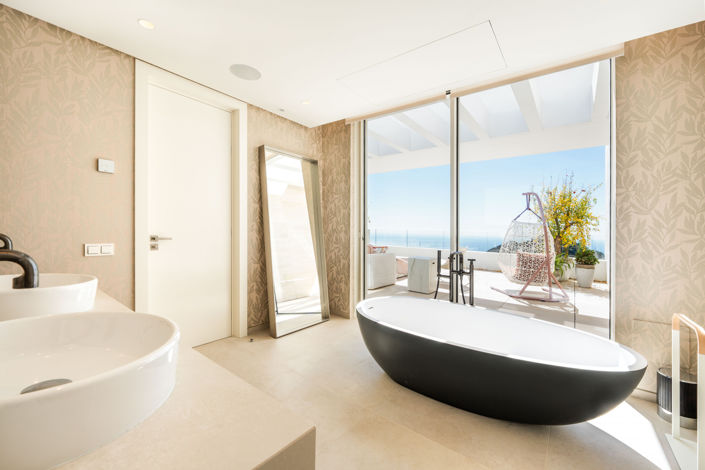 Image No.7-3 Bed Property for sale