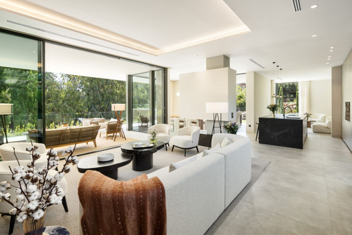 Image No.4-6 Bed Villa for sale