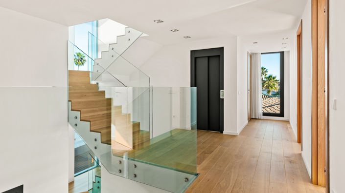 Image No.11-6 Bed Villa for sale