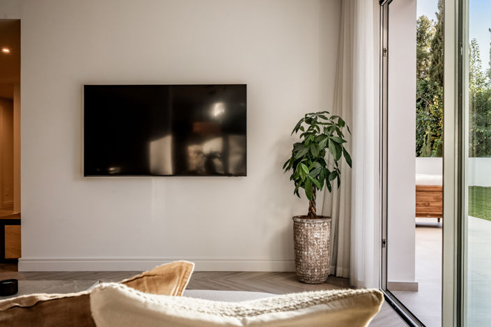 Image No.3-4 Bed Property for sale