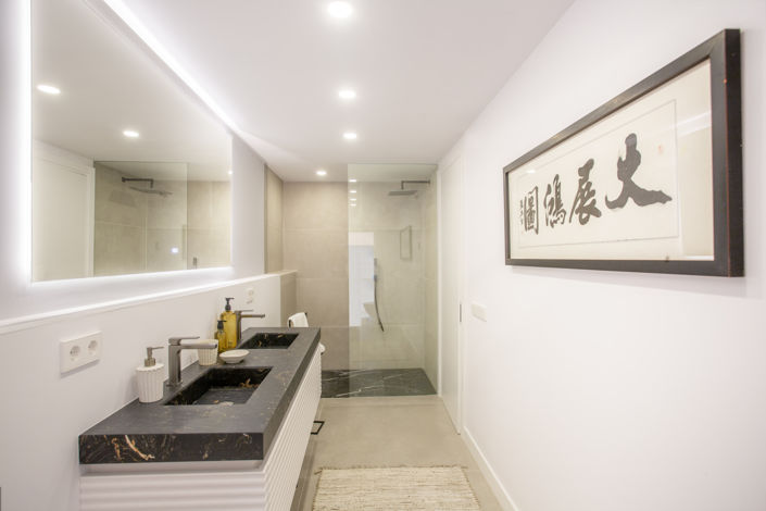 Image No.11-5 Bed Villa for sale