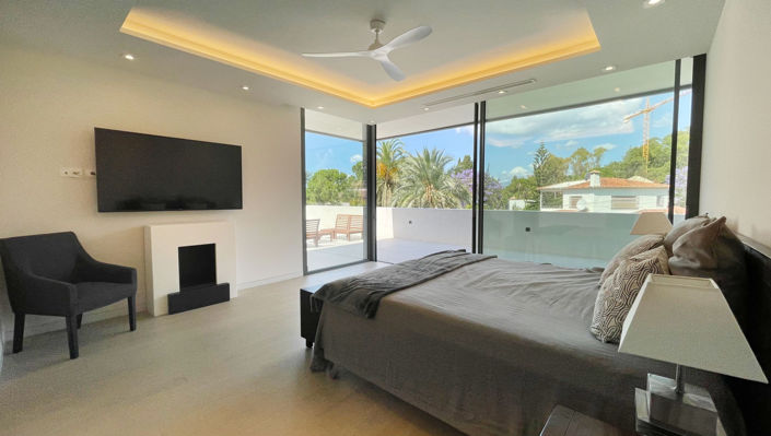 Image No.13-5 Bed Villa for sale