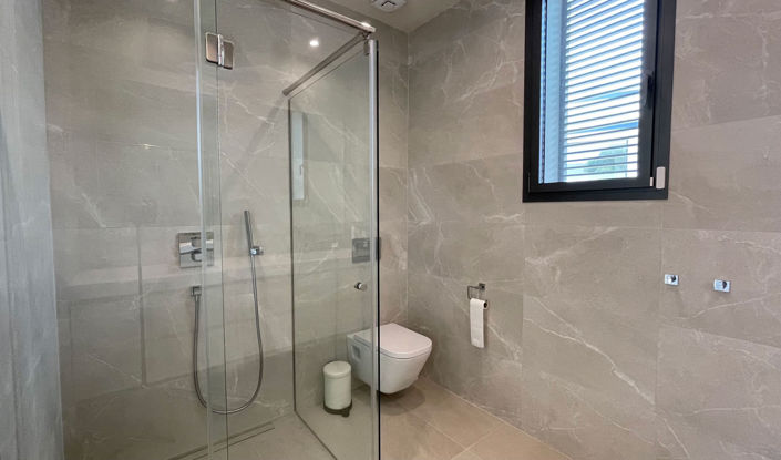 Image No.17-5 Bed Villa for sale