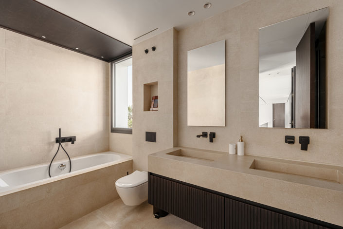 Image No.13-4 Bed Villa for sale