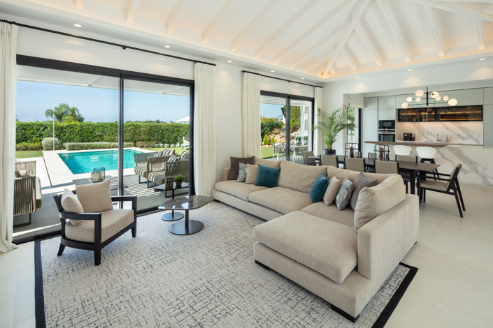 Image No.2-4 Bed Villa for sale