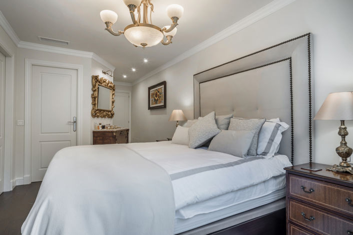 Image No.12-4 Bed Townhouse for sale