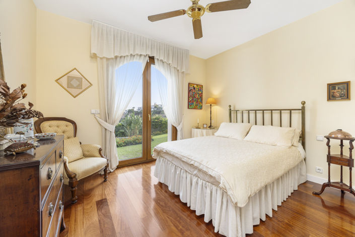 Image No.10-4 Bed Villa for sale