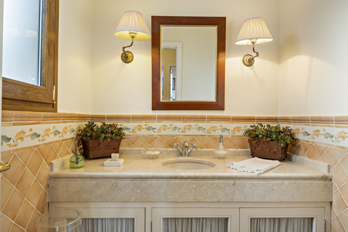 Image No.12-4 Bed Villa for sale