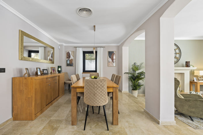 Image No.7-5 Bed Villa for sale