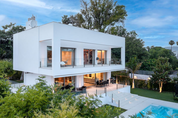 Image No.20-4 Bed Villa for sale