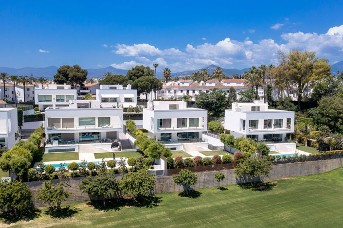 Image No.25-4 Bed Villa for sale