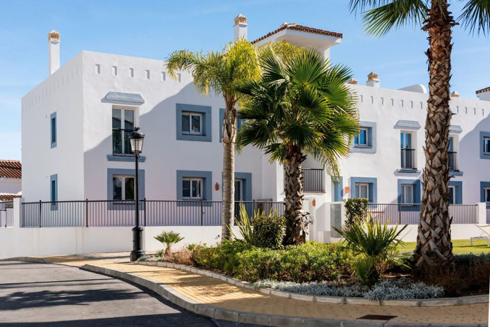 Image No.22-2 Bed Property for sale