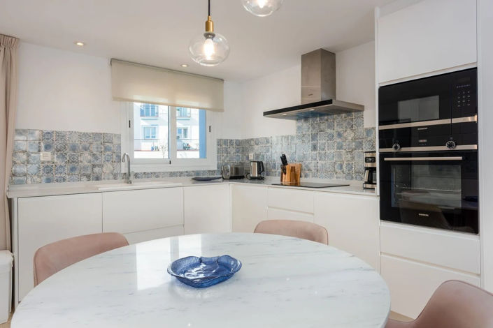 Image No.6-2 Bed Property for sale